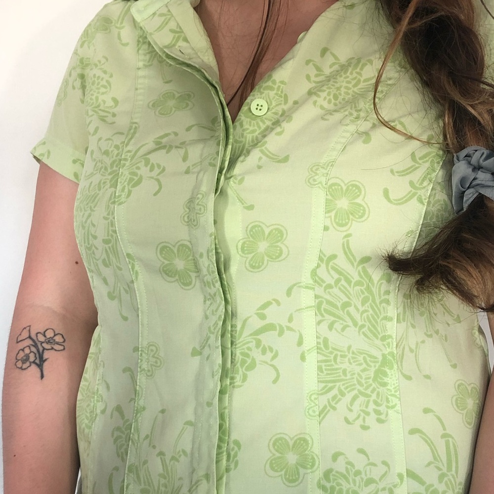 Vintage Green Floral Button Down T-Shirt Blouse